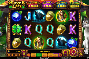 Clover Lady  Slot Game Screenshot Image