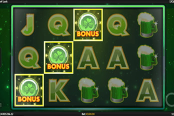 Pots of Luck Slot Game Screenshot Image