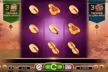 Feng Shui Kitties Slot Game Screenshot Game