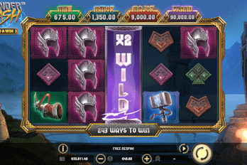 Thunder Clash: Hold & Win Slot Game Screenshot Image