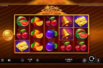 10 Lucky Sevens Slot Game Screenshot Image