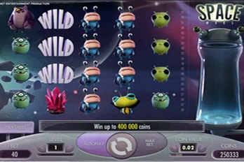 Space Wars  Slot Game Screenshot Image