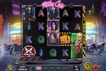 Mötley Crüe Slot Game Screenshot Image